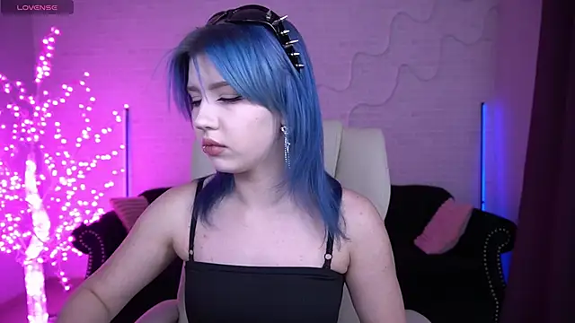 Snapshot of SelenaIris chatting on March 6, 3:14 am SelenaIris online show from March 6, 3:14 am