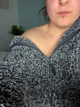 Saucy-Serenity online show from March 13, 6:56 pm