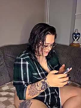 Saucy-Serenity online show from October 22, 7:24 pm