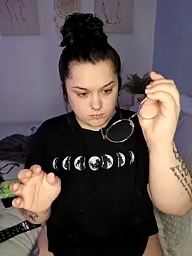 Saucy-Serenity online show from January 11, 8:03 pm