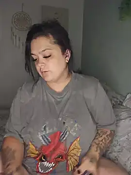 Snapshot of Saucy-Serenity chatting on July 23, 9:02 pm Saucy-Serenity online show from July 23, 9:02 pm