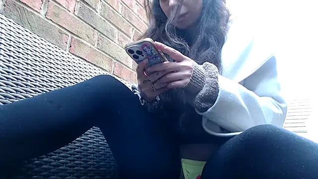 Snapshot of kikixxcam chatting on March 14, 9:46 am kikixxcam online show from March 14, 9:46 am