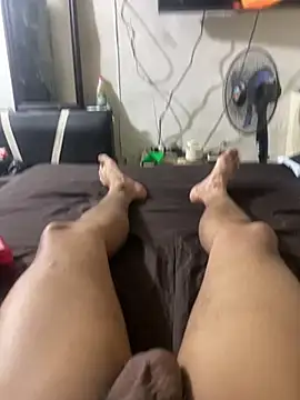 Snapshot of Monkey_uchiha777 chatting on March 9, 7:05 pm Monkey uchiha777 online show from March 9, 7:05 pm