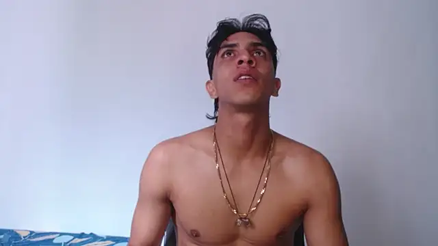 Monkey uchiha777 online show from November 16, 3:06 pm