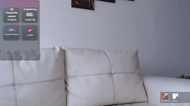 Snapshot of Monkey_uchiha777 chatting on February 22, 7:56 pm Monkey uchiha777 online show from February 22, 7:56 pm