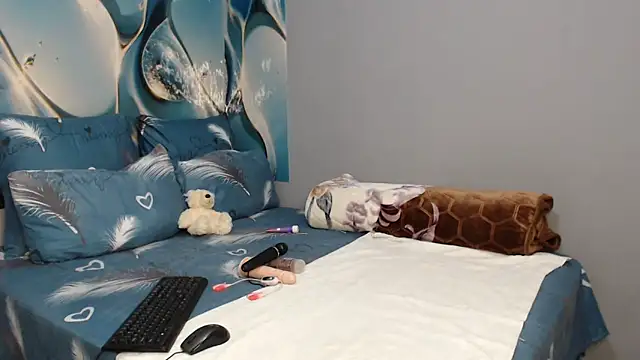 MystiqueTeee online show from October 17, 6:54 pm