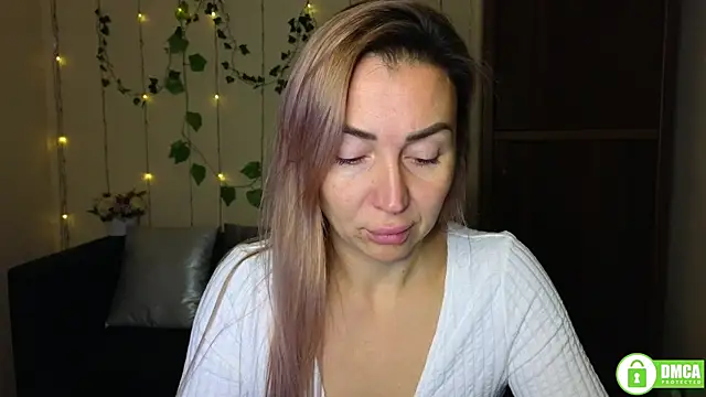 Kiss julli88I online show from November 18, 6:23 pm