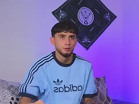 samevansx  online show from October 18, 3:13 pm