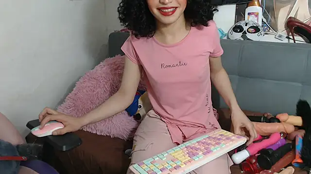 Amala Hott online show from November 20, 5:18 am