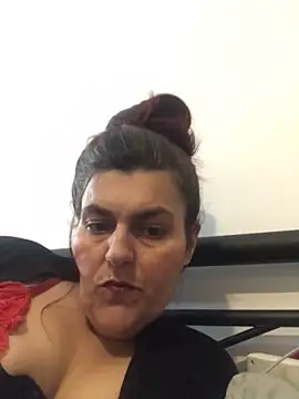 Curvy-Essex-Milf online show from October 11, 3:43 pm