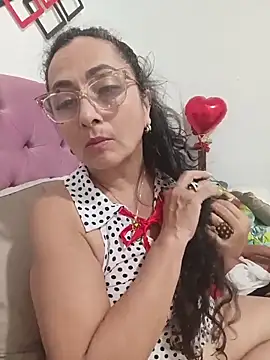 AlessandraLeroy online show from May 29, 2:20 am