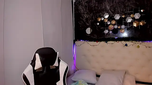  Lilly miller online show from January 8, 4:37 am