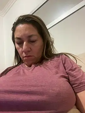 Luna-nevada online show from March 4, 12:05 am