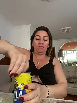 Luna-nevada online show from April 20, 10:33 pm