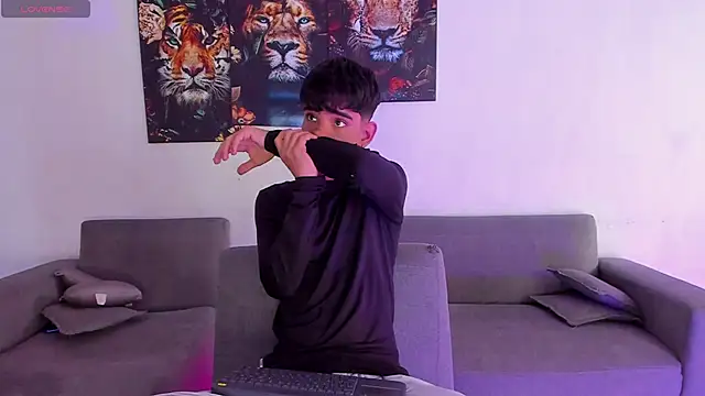 JesusA 94 online show from March 8, 1:47 pm