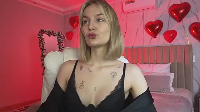  Vikky Moon  online show from March 7, 12:51 am