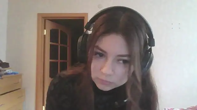 Snapshot of RendyDow chatting on March 7, 9:29 am RendyDow online show from March 7, 9:29 am