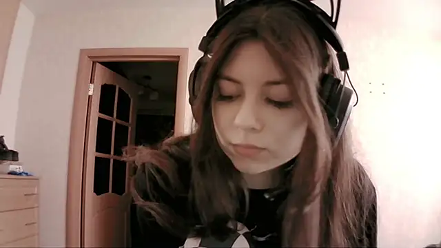 Snapshot of RendyDow chatting on March 20, 7:25 am RendyDow online show from March 20, 7:25 am