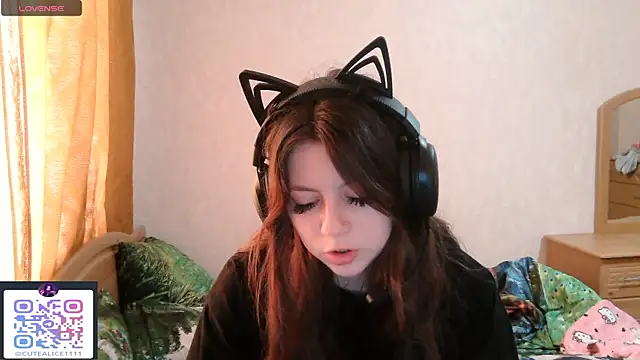 Snapshot of RendyDow chatting on September 27, 9:58 am RendyDow online show from September 27, 9:58 am