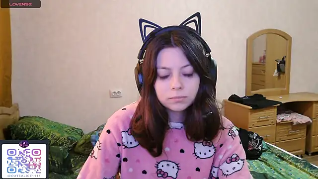 Snapshot of RendyDow chatting on October 1, 8:09 am RendyDow online show from October 1, 8:09 am