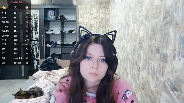 RendyDow online show from December 1, 9:03 am