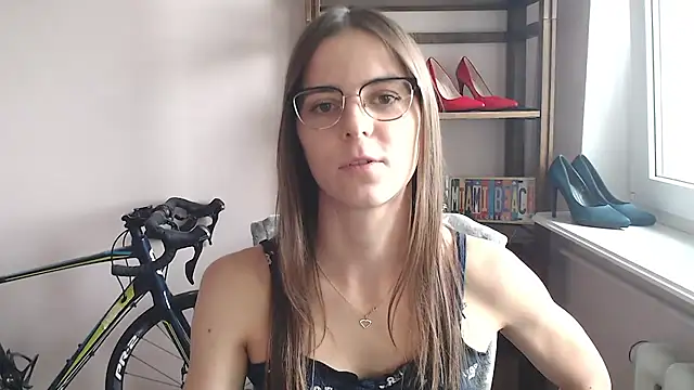 Snapshot of love_megi chatting on June 15, 1:35 pm love megi online show from June 15, 1:35 pm
