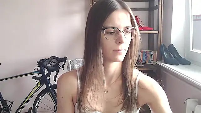 Snapshot of love_megi chatting on July 6, 1:30 pm love megi online show from July 6, 1:30 pm