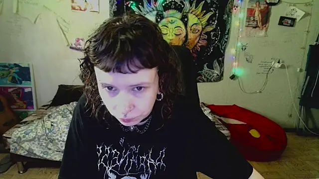 Snapshot of Lil_foxxx chatting on July 19, 11:36 am Lil foxxx online show from July 19, 11:36 am