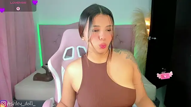 Ashley dolll online show from April 21, 9:06 pm