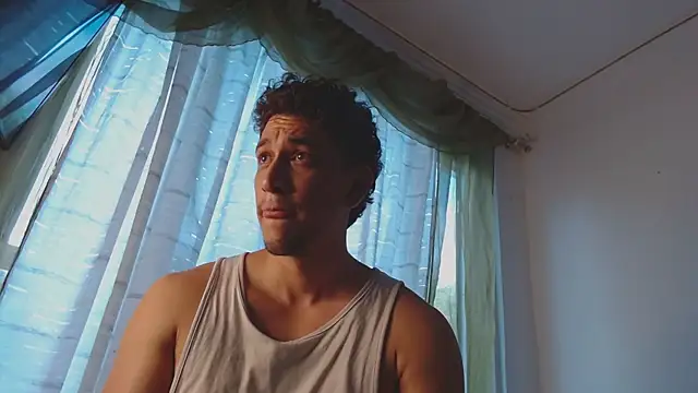 Snapshot of chicoinhibido chatting on March 31, 9:04 pm chicoinhibido online show from March 31, 9:04 pm