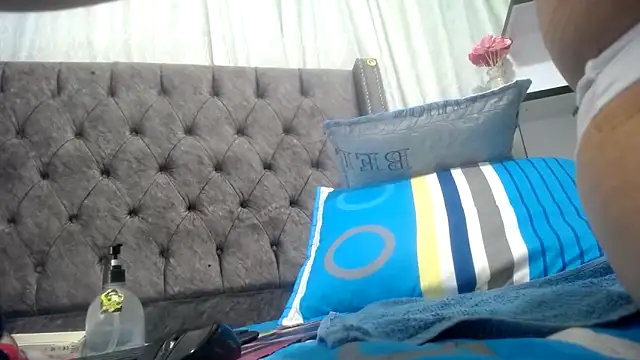 ANA-BULLOCK- online show from September 30, 12:21 pm