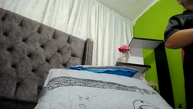 ANA-BULLOCK- online show from October 3, 12:24 pm