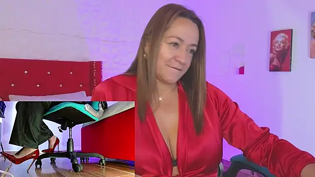 weet Evans    online show from October 1, 5:24 am