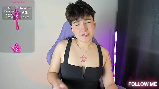 emma cute7 online show from November 22, 2:21 am