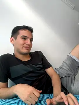 Snapshot of Thiagobb7 chatting on September 9, 9:58 pm Thiagobb7 online show from September 9, 9:58 pm