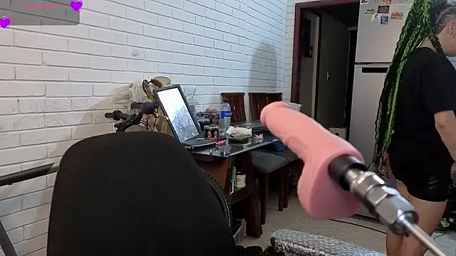 freyaa sorcerees online show from October 12, 1:15 am