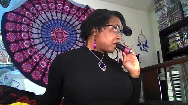 GardeniaFields online show from April 10, 7:02 am