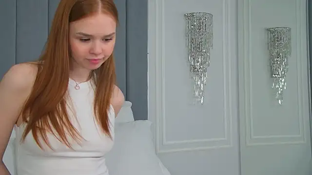 Snapshot of MiraBliss chatting on June 7, 7:17 pm MiraBliss online show from June 7, 7:17 pm
