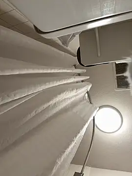 flores6cachondo9 online show from December 17, 12:11 pm