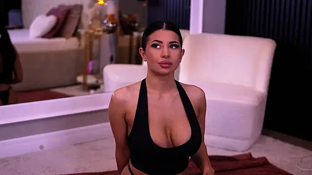 TanyaVonDe online show from April 21, 3:39 pm