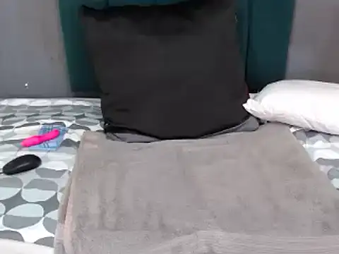 JuicyBigClitt online show from March 19, 7:51 am