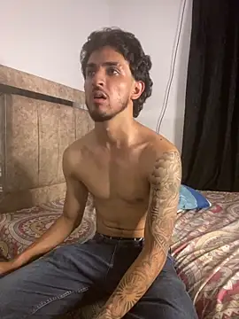 Snapshot of Zayn_kane chatting on May 9, 2:39 am Zayn kane online show from May 9, 2:39 am