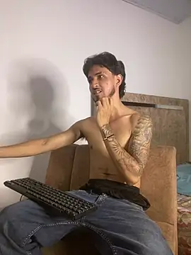 Snapshot of Zayn_kane chatting on June 2, 1:18 am Zayn kane online show from June 2, 1:18 am