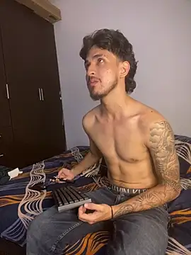 Snapshot of Zayn_kane chatting on July 25, 2:09 am Zayn kane online show from July 25, 2:09 am
