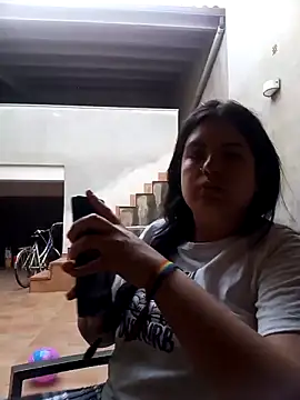 Seet Hanna online show from April 17, 5:27 pm