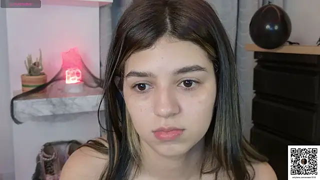 Snapshot of eva_sin18 chatting on October 24, 11:23 pm eva sin18 online show from October 24, 11:23 pm