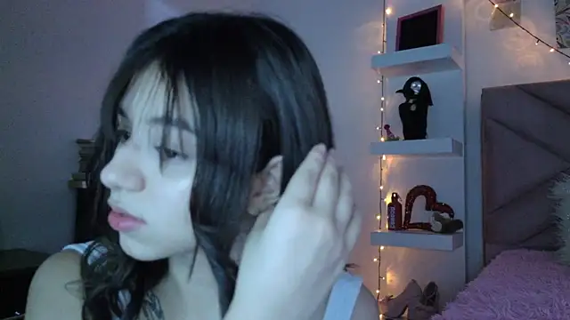 eva sin18 online show from April 20, 11:17 pm