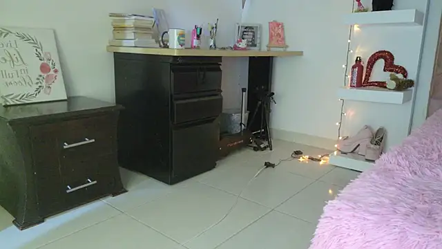 eva sin18 online show from April 21, 1:42 am