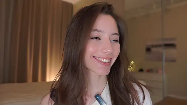 EditaBails online show from March 5, 7:32 pm