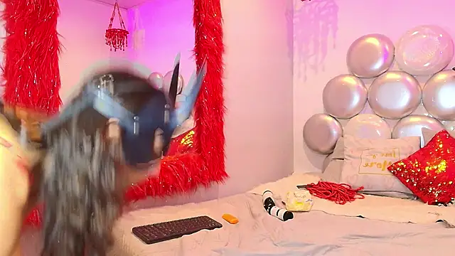 Lia Valmont online show from February 3, 6:22 am